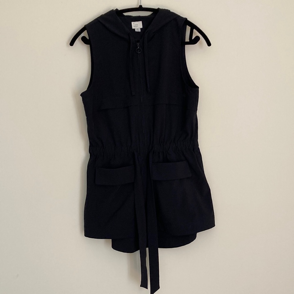 zip up hooded cinch waist sleeveless top